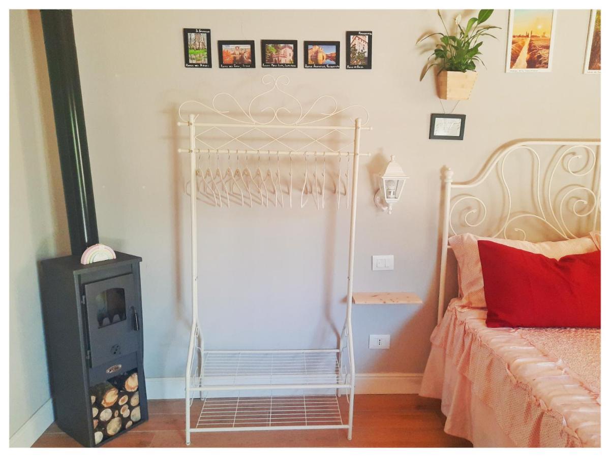 La Casina Bed & Breakfast Trecasali Bagian luar foto