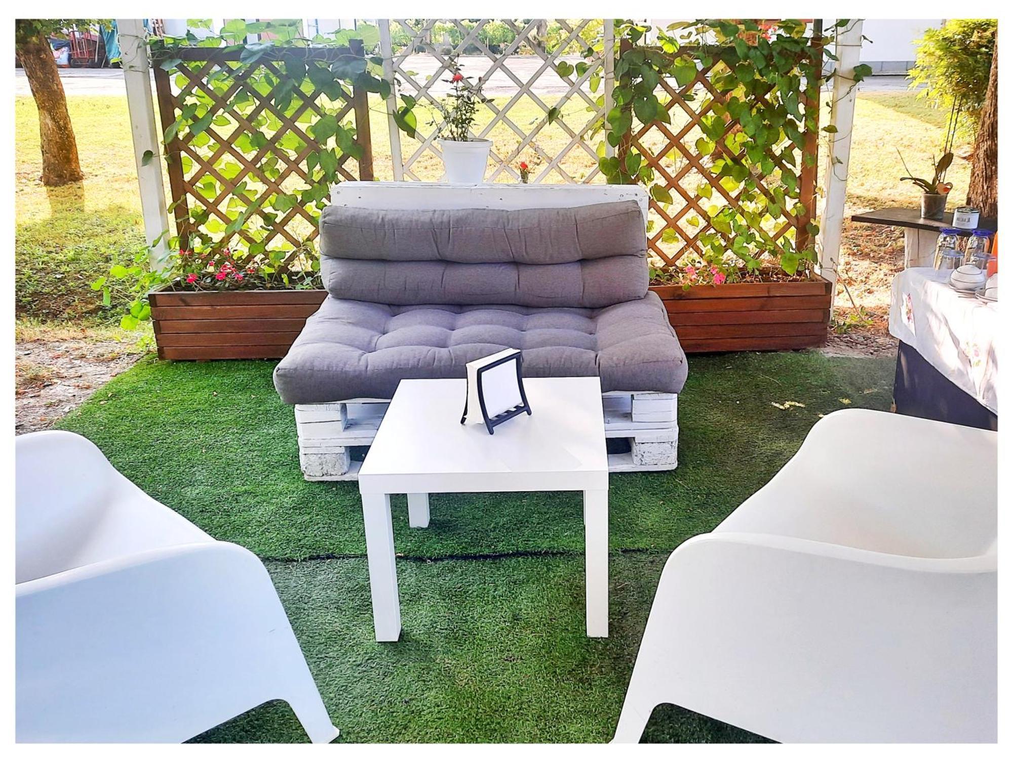 La Casina Bed & Breakfast Trecasali Bagian luar foto